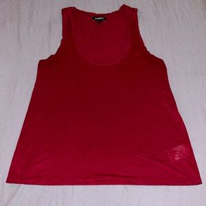 Red shirt, express,size XS